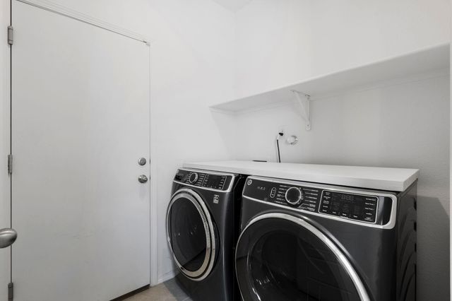 4827 Mount Salas Street NE, Rio Rancho, NM 87144