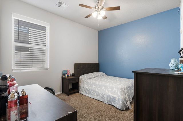 4827 Mount Salas Street NE, Rio Rancho, NM 87144