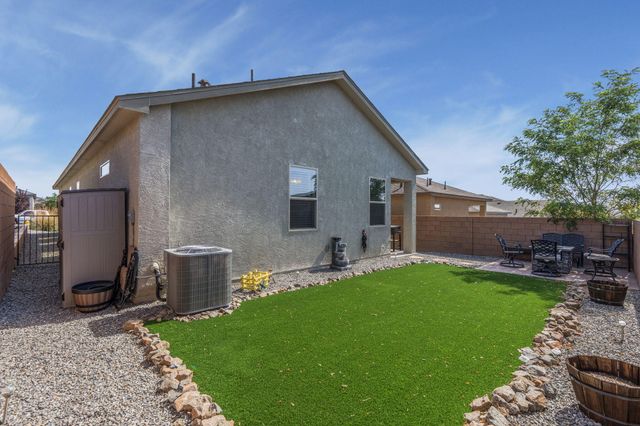 4827 Mount Salas Street NE, Rio Rancho, NM 87144