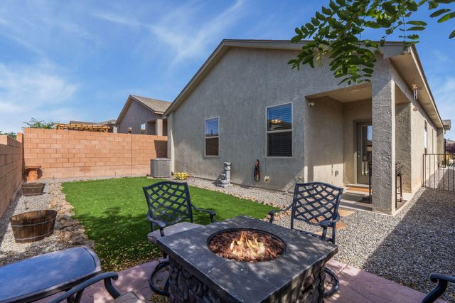 4827 Mount Salas Street NE, Rio Rancho, NM 87144