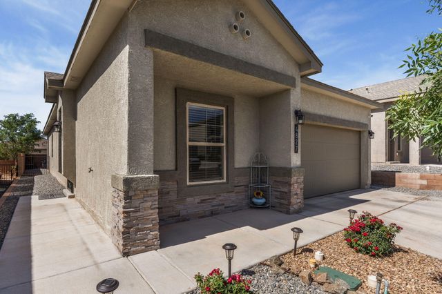 4827 Mount Salas Street NE, Rio Rancho, NM 87144