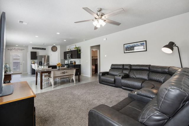 4827 Mount Salas Street NE, Rio Rancho, NM 87144