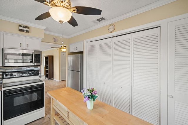 3836 LIGHTHOUSE WAY 3836, New Port Richey, FL 34652