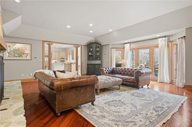 1501 Theodora Ln, Franklin Park, PA 15143