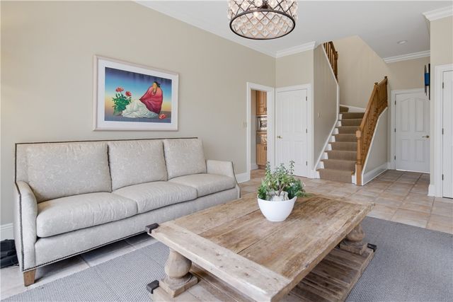 1501 Theodora Ln, Franklin Park, PA 15143