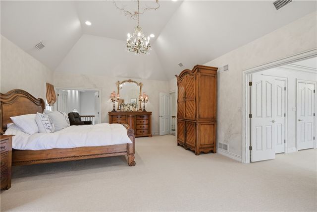 1501 Theodora Ln, Franklin Park, PA 15143