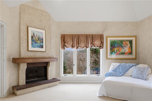 1501 Theodora Ln, Franklin Park, PA 15143