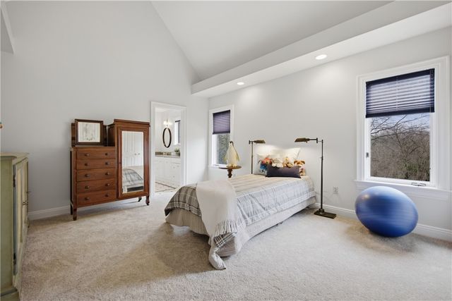 1501 Theodora Ln, Franklin Park, PA 15143