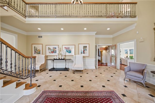 1501 Theodora Ln, Franklin Park, PA 15143