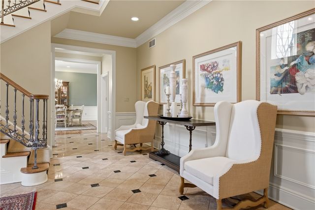 1501 Theodora Ln, Franklin Park, PA 15143