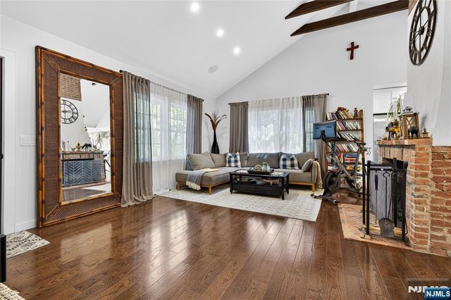 789 Kinderkamack Road, Oradell, NJ 07649