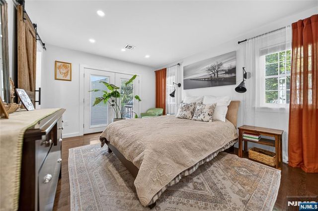 789 Kinderkamack Road, Oradell, NJ 07649