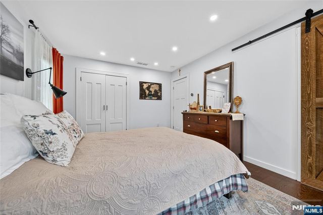 789 Kinderkamack Road, Oradell, NJ 07649