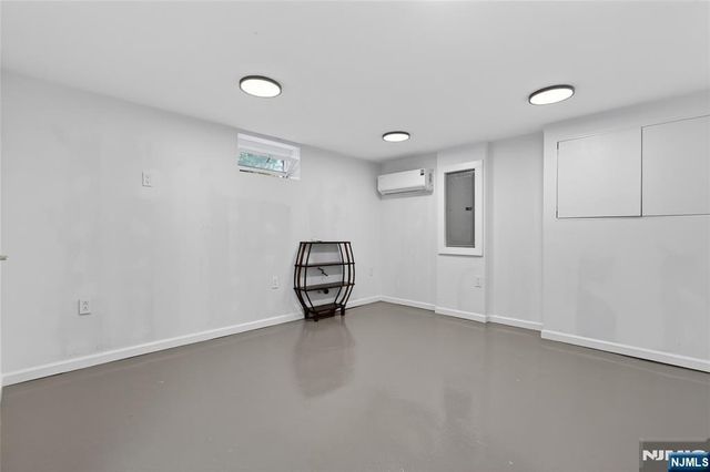 789 Kinderkamack Road, Oradell, NJ 07649