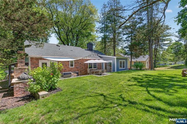 789 Kinderkamack Road, Oradell, NJ 07649