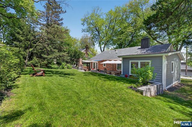 789 Kinderkamack Road, Oradell, NJ 07649