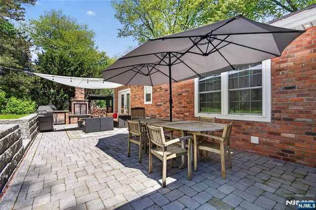 789 Kinderkamack Road, Oradell, NJ 07649