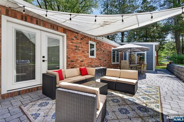 789 Kinderkamack Road, Oradell, NJ 07649