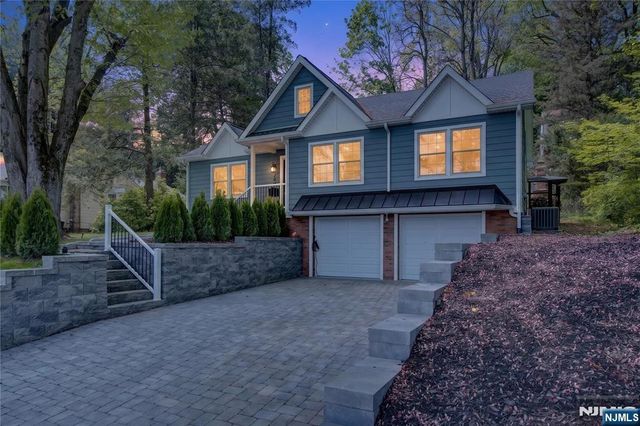 789 Kinderkamack Road, Oradell, NJ 07649