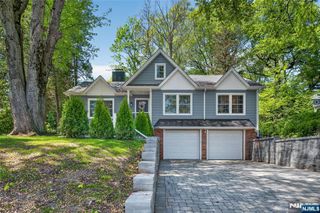 789 Kinderkamack Road, Oradell, NJ 07649