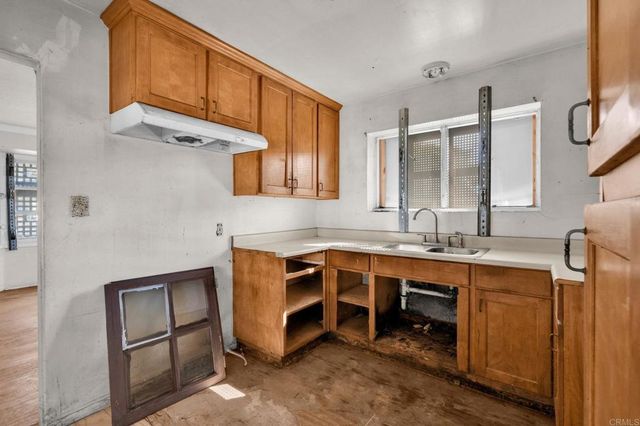 248 Fourth Avenue, Chula Vista, CA 91910