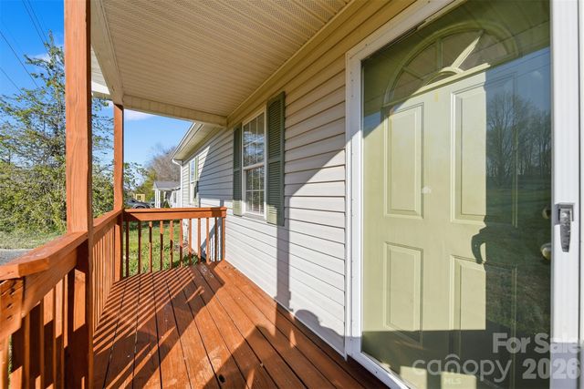 828 Cline Avenue SW, Valdese, NC 28690