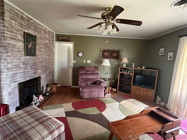 201 NW Rose Lane, Stigler, OK 74462