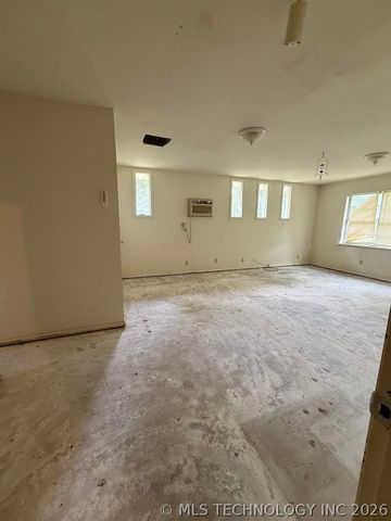 201 NW Rose Lane, Stigler, OK 74462