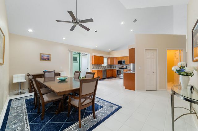 11905 Fountainside Circle, Boynton Beach, FL 33437