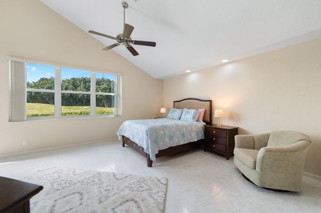 11905 Fountainside Circle, Boynton Beach, FL 33437