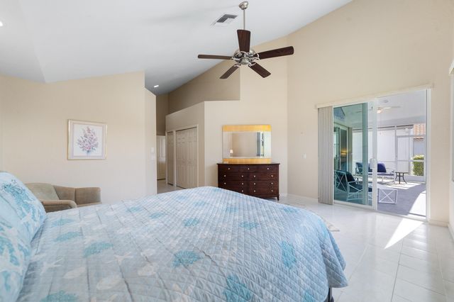 11905 Fountainside Circle, Boynton Beach, FL 33437