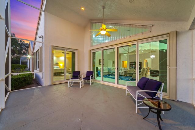 11905 Fountainside Circle, Boynton Beach, FL 33437