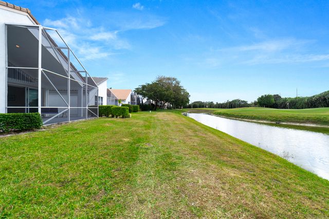 11905 Fountainside Circle, Boynton Beach, FL 33437