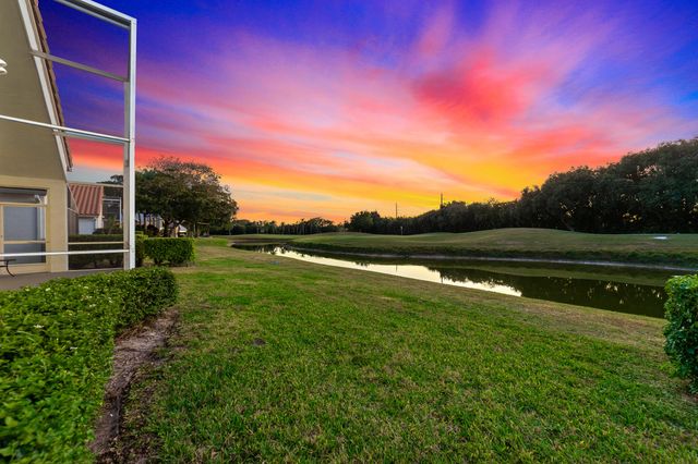 11905 Fountainside Circle, Boynton Beach, FL 33437