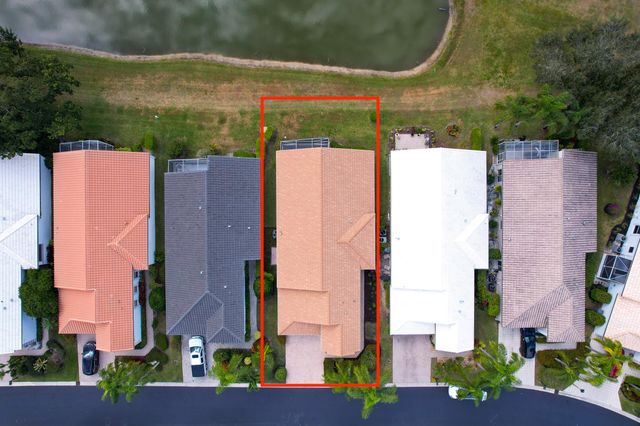 11905 Fountainside Circle, Boynton Beach, FL 33437