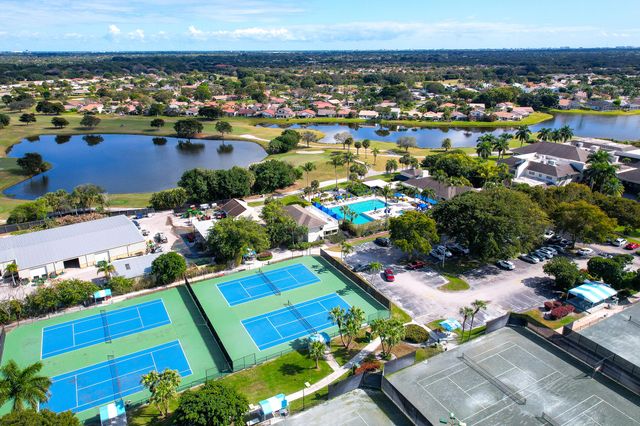 11905 Fountainside Circle, Boynton Beach, FL 33437