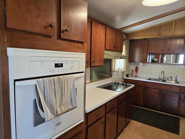 4535 HICKORY HEIGHTS AVENUE, Oshkosh, WI 54904