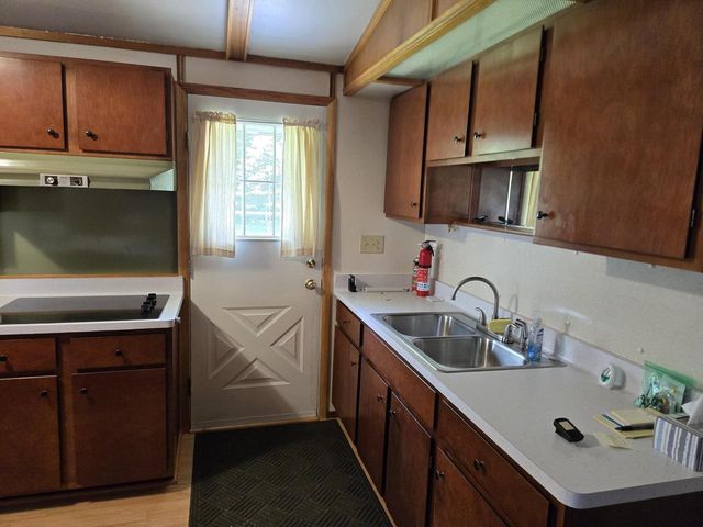 4535 HICKORY HEIGHTS AVENUE, Oshkosh, WI 54904