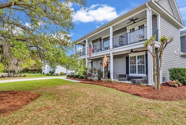 74 Winnowing Way, Pawleys Island, SC 29585