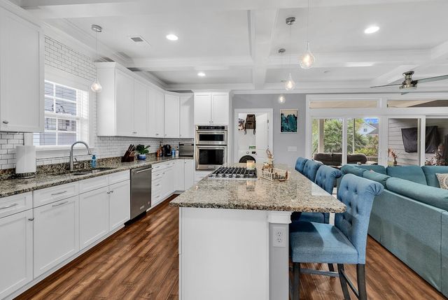 74 Winnowing Way, Pawleys Island, SC 29585