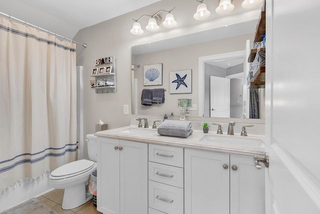 74 Winnowing Way, Pawleys Island, SC 29585