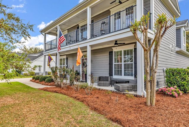 74 Winnowing Way, Pawleys Island, SC 29585