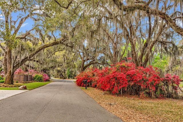 74 Winnowing Way, Pawleys Island, SC 29585