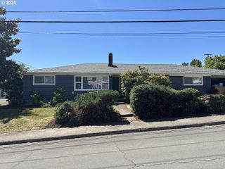 42 W 27TH Ave, Eugene, OR 97405