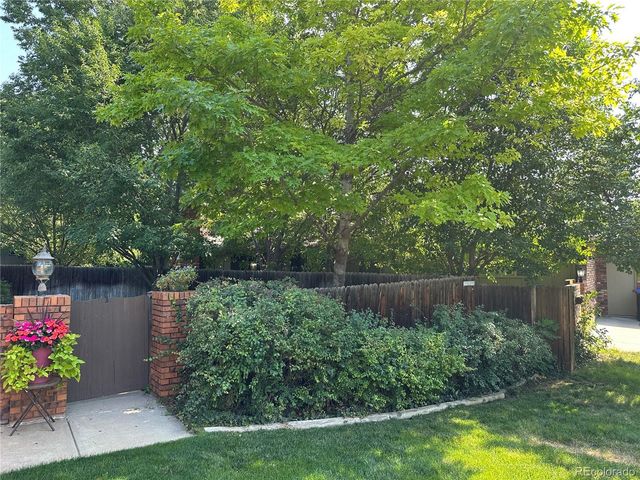 7865 W 80th Circle, Arvada, CO 80005