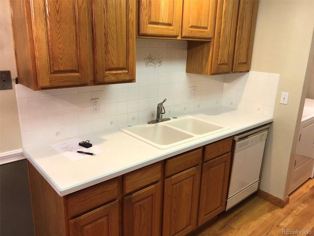 7865 W 80th Circle, Arvada, CO 80005