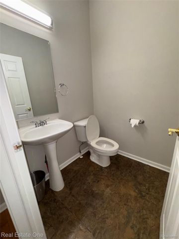 41628 Mitchell Road, Novi, MI 48377