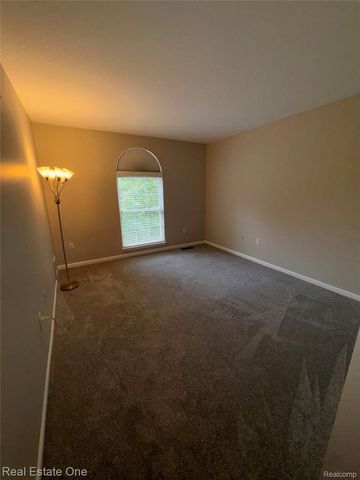 41628 Mitchell Road, Novi, MI 48377