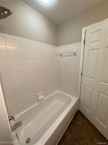 41628 Mitchell Road, Novi, MI 48377