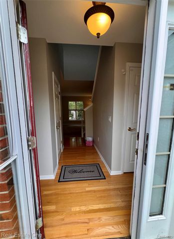 41628 Mitchell Road, Novi, MI 48377